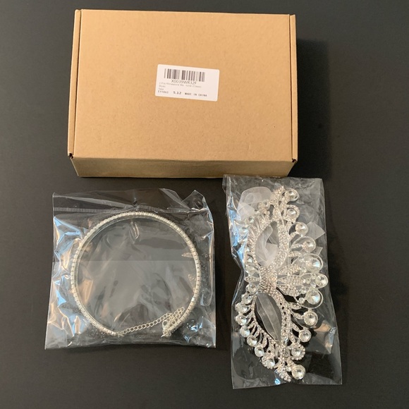 Rhinestone Masquerade Mask and Choker Necklace Costume Jewelry Set for Women - Picture 5 of 6